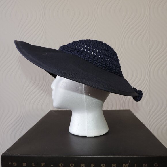 Vintage Antique Woman\'s wide stiff brim Navy Blue Hat with crochet crown